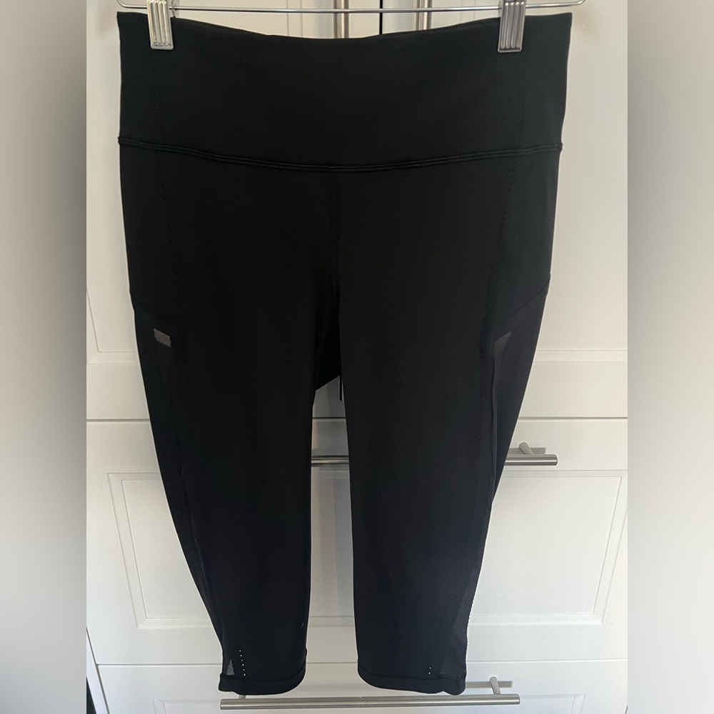 L-84 🍋 Lululemon 🍋 Smooth Stride Crop Black - Picture 4 of 8